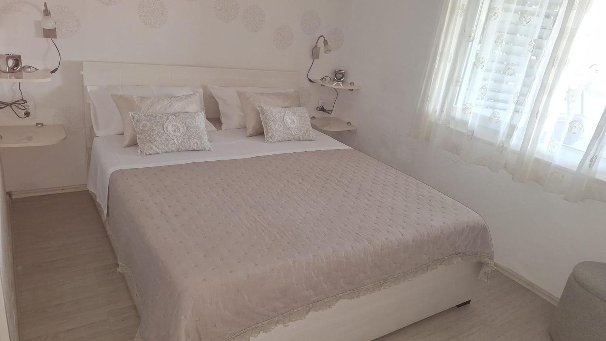 Apartment Teo 2 *